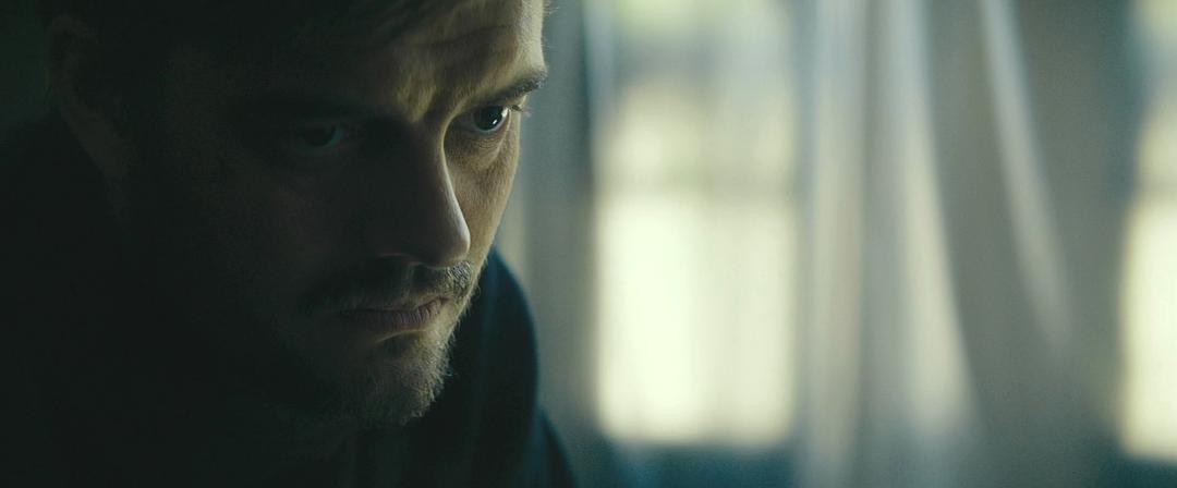 电影惊涛迷局电影解析,惊涛械劫电影免费观看