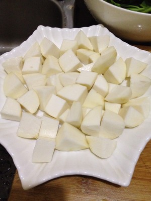 食堂剁椒芋头的做法大全家常,芋头仔剁椒蒸排骨的家常做法