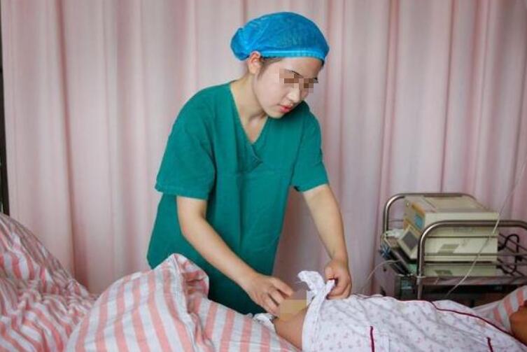 剖宫产妈妈产后注意事项,剖宫产妈妈最担心的是什么