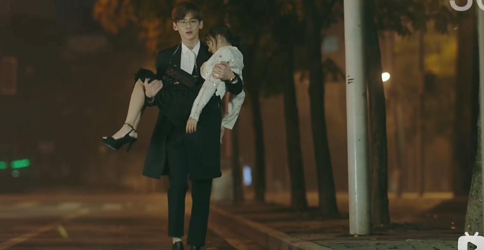 出道八年被黑八年,出道七年当明星关停网站后续