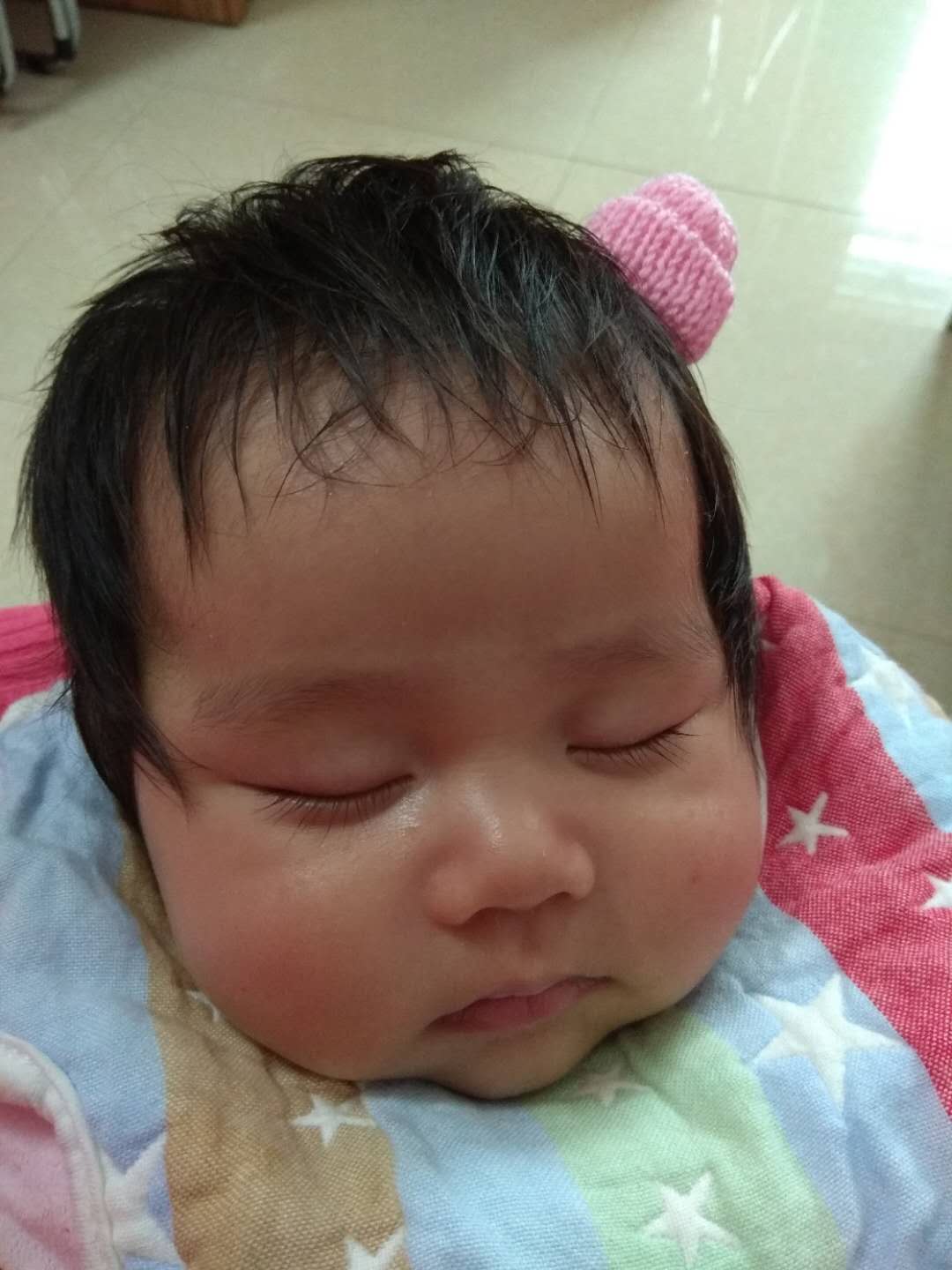 宝宝咳嗽怎么办最有效,喝奶时呛奶咳嗽的正确处理方式