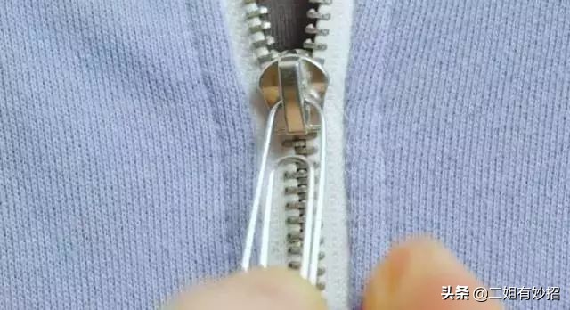 新鞋拉链拉不下来怎么办小窍门,新鞋子前面挤脚怎么办小妙招