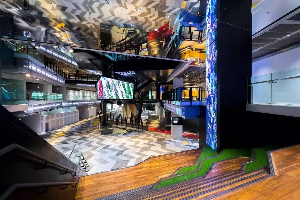 鏂板姞鍧unan璐墿涓績 (鏂板姞鍧￠粦绉戞妧璐墿涓績)