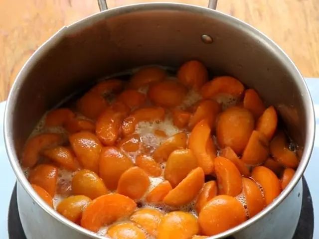 吃不完的杏做成杏干,吃不完的杏如何diy杏干