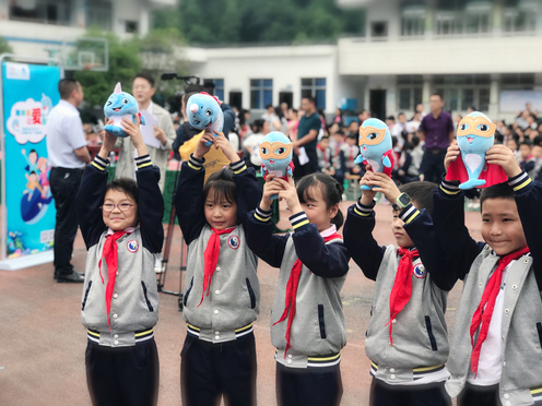 小海豚公益活动,小海豚计划公益助学