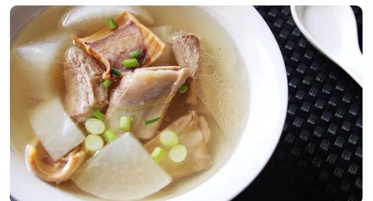 鱿鱼干煲鸡汤的营养价值,鱿鱼干瘦肉汤的营养价值