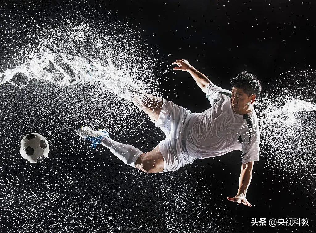 宋朝人把足球画到枕头上，是因为做梦也要踢吗？