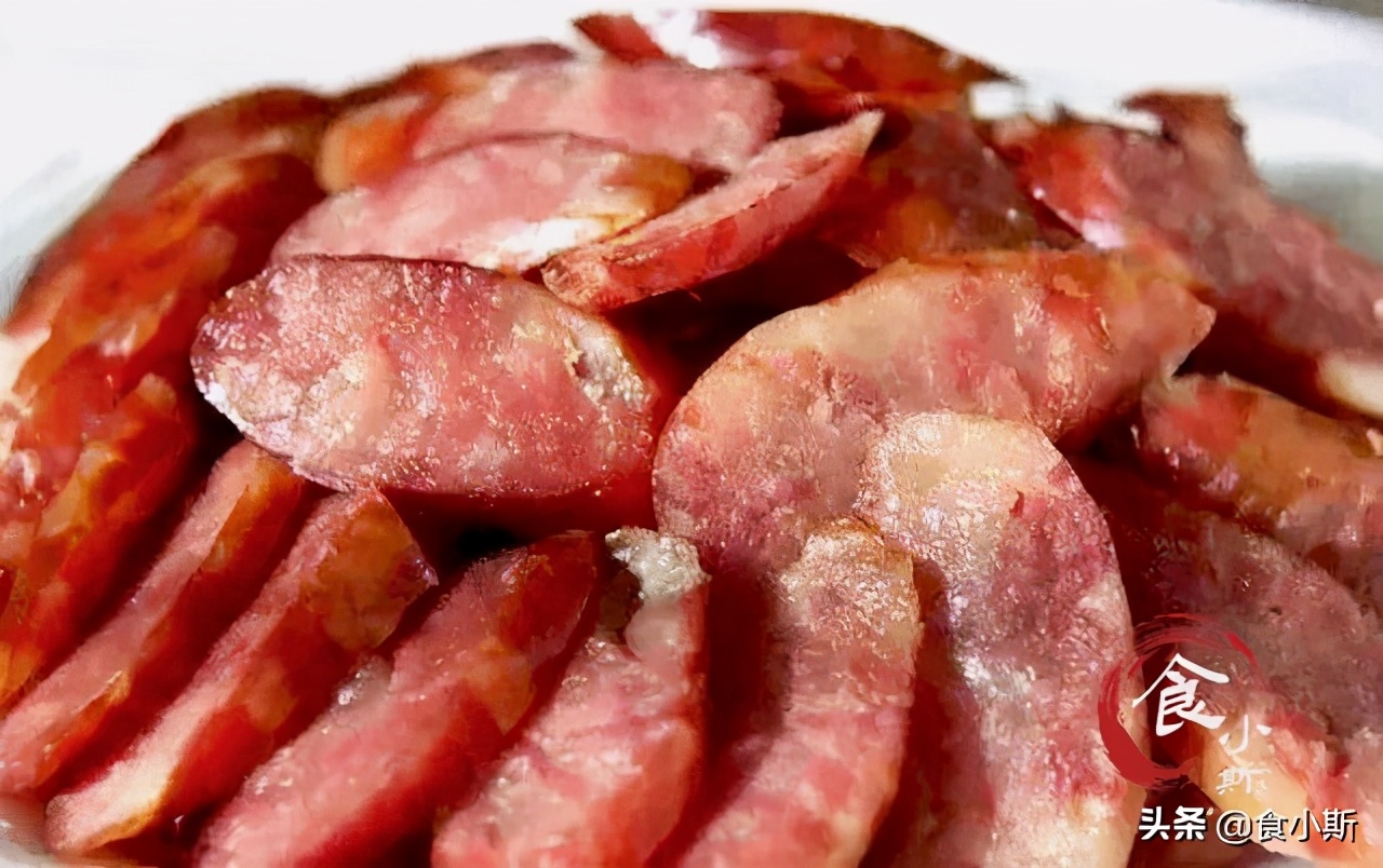 灌肠的家常做法晾晒之前还扎孔吗,灌肠晒干后怎么做好吃