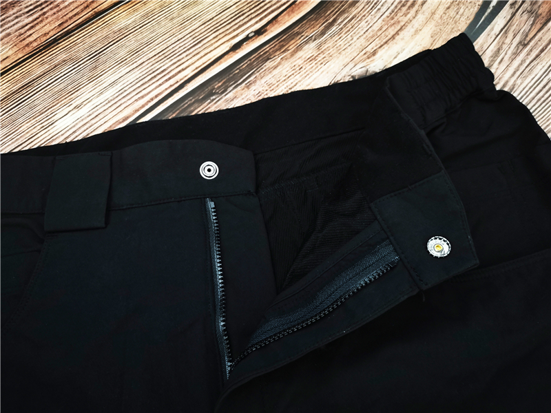 是短裤,也是移动的工具库——单导“黑洞”短裤简评