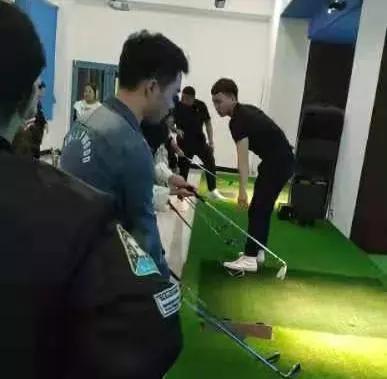 新学期课程延续公告,大学线上选修课去哪儿上