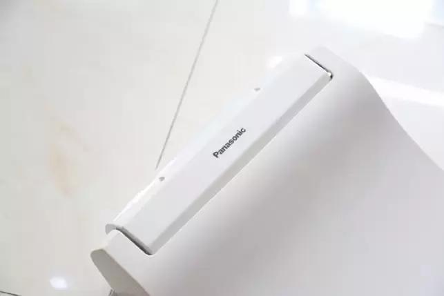 松下智能马桶盖暖风口清洗,松下智能马桶盖清洁保养