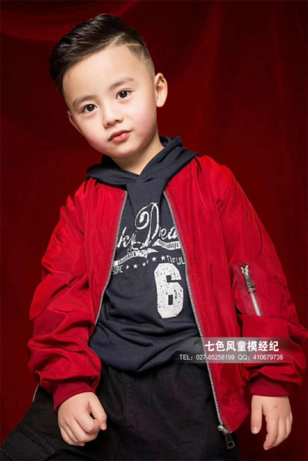 冬日里的暖阳武汉儿童模特比拉力出镜企业宣传片