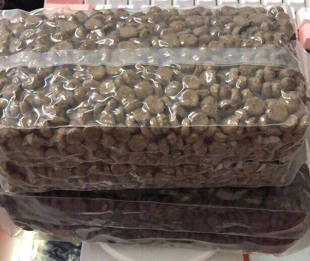 猫粮有必要喂进口的吗,猫吃进口猫粮好还是国产的好