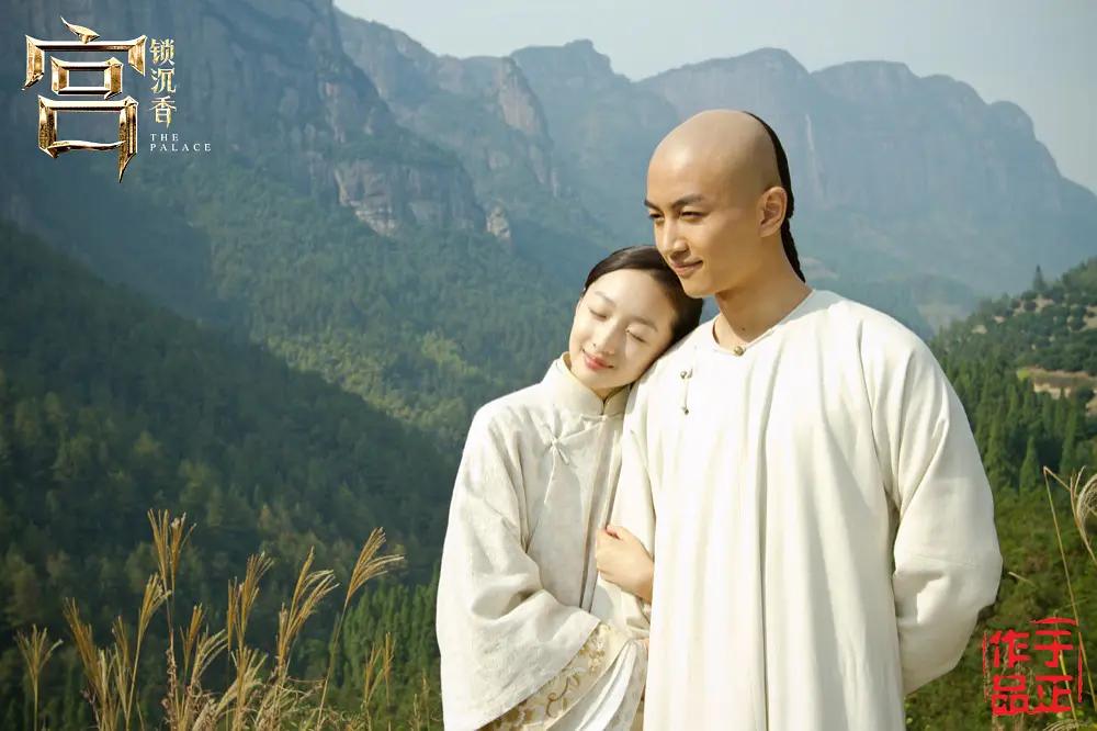 丑拒？散了吧，周冬雨这张脸没有对不起她