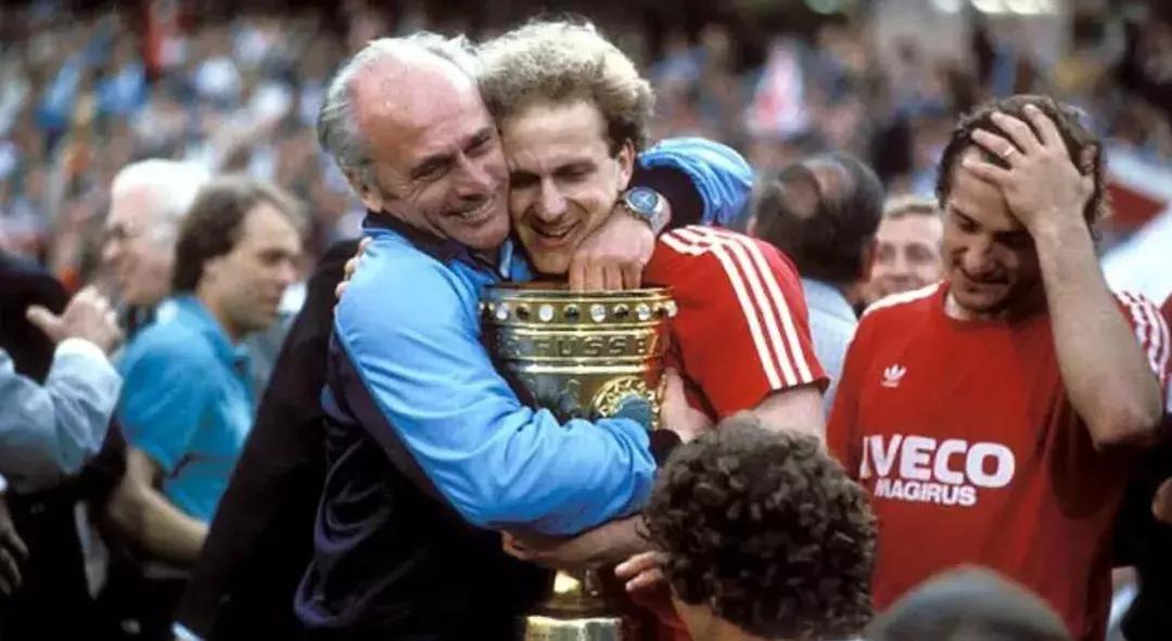 拜仁史话,拜仁慕尼黑皮裤