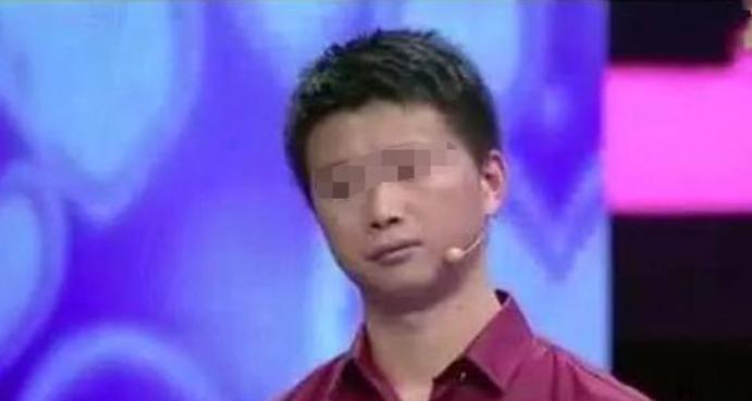 男子27岁仍与母亲同睡，*界无**限的亲情，终究会害了孩子