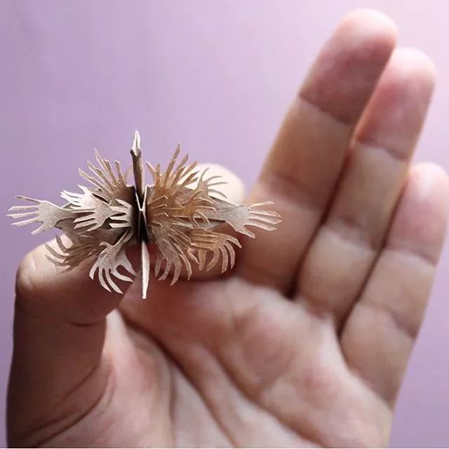 1000天1000只纸鹤,他折的纸鹤让自己走出抑郁……