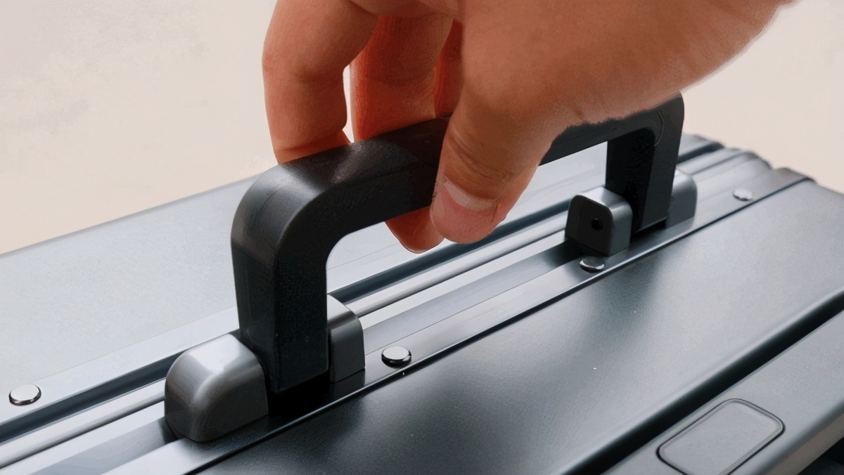 旅行箱推荐地平线8号,地平线8号行李箱规格