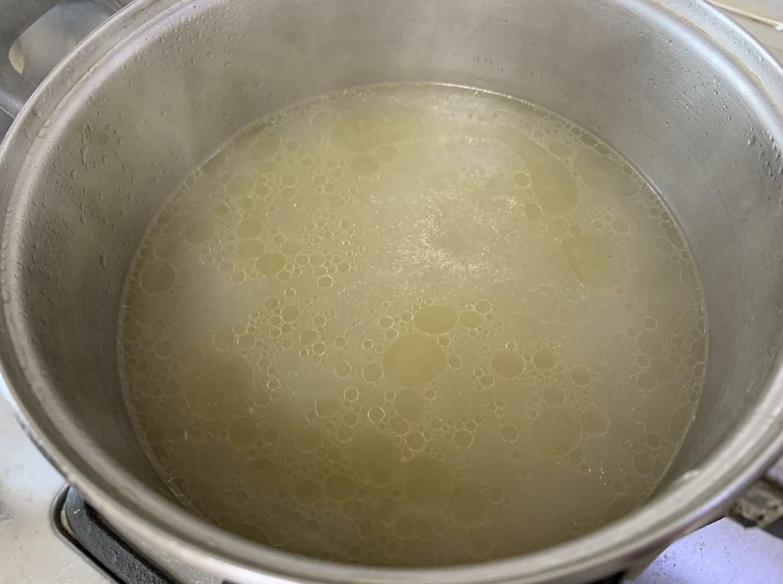 炖完牛肉的汤煮面,炖完牛肉的砂锅去异味