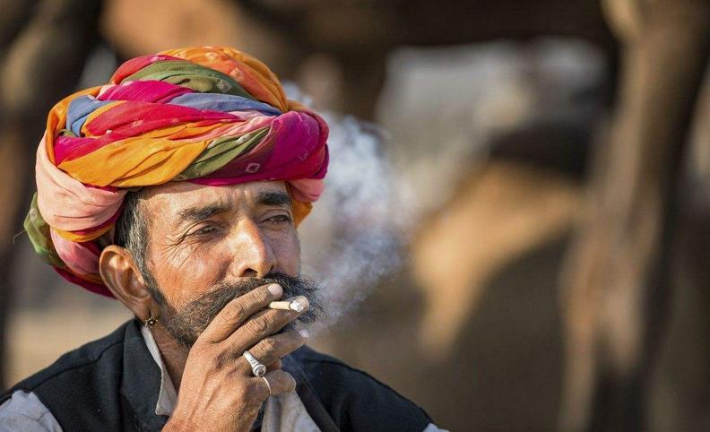 铤而走险！印度大型香烟*私走**案，新冠专列火车被用来偷运外国香烟