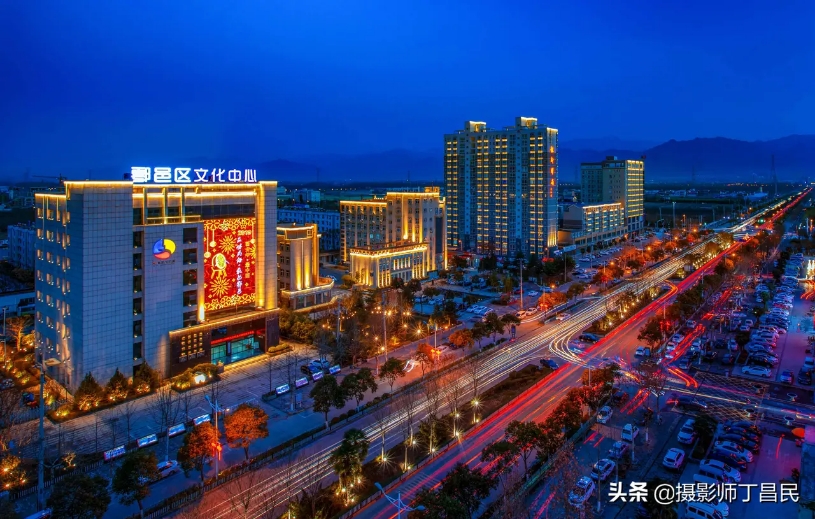 鄠邑区是文化大区，现拥有“国字牌”艺术家15人，名列全省前茅