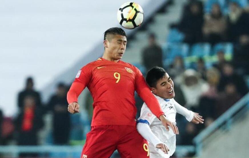 够拼！一场3-2给出留洋逆袭方程式，23岁炸子鸡一战征服主帅