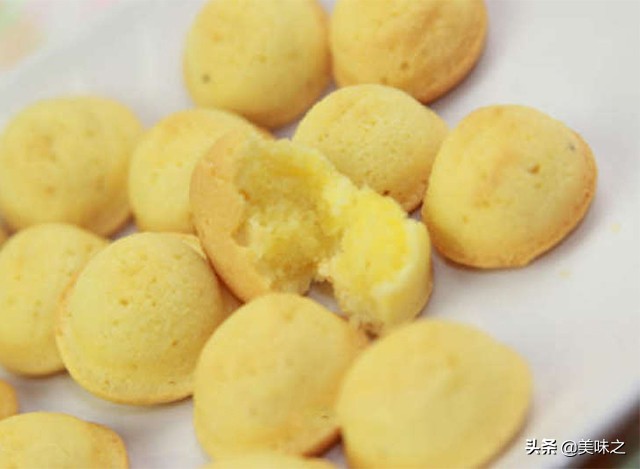 懒人鸡蛋糕的正确做法,油乎乎酥软鸡蛋糕