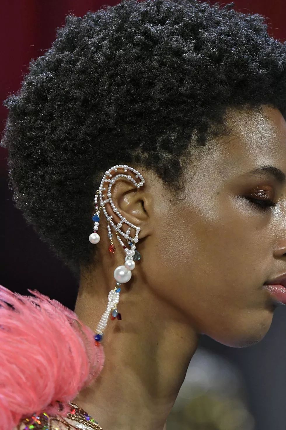 明星同款耳夹无耳洞,没有耳洞的明星是怎么戴耳环的