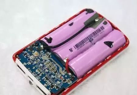 你还知道哪些东西不能带上飞机,飞机上的东西可以带下去吗