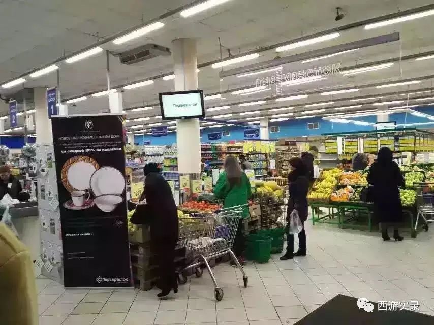 俄罗斯的奔驰宝马售价便宜,路虎宝马