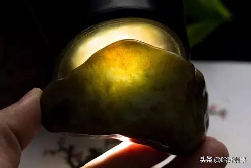 翡翠原石有籽料和山料之分没,翡翠原石如何价值最大化