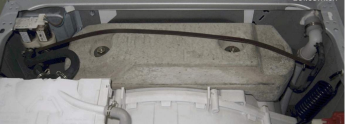 洗衣机脱水重了脱不动是哪里坏了,洗衣机脱水移位