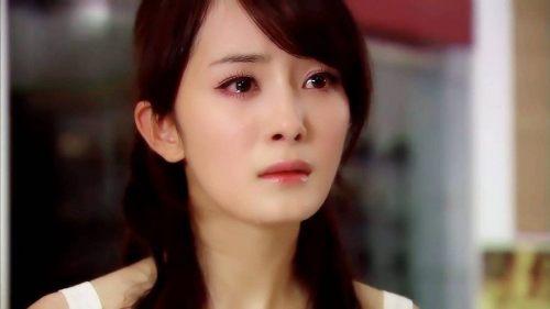 杨幂经历过的辛酸史,杨幂经历过口碑两极反转吗