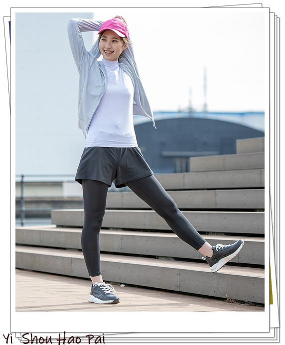 thombrowne灰色卫衣5码上身效果,灰色日系卫衣