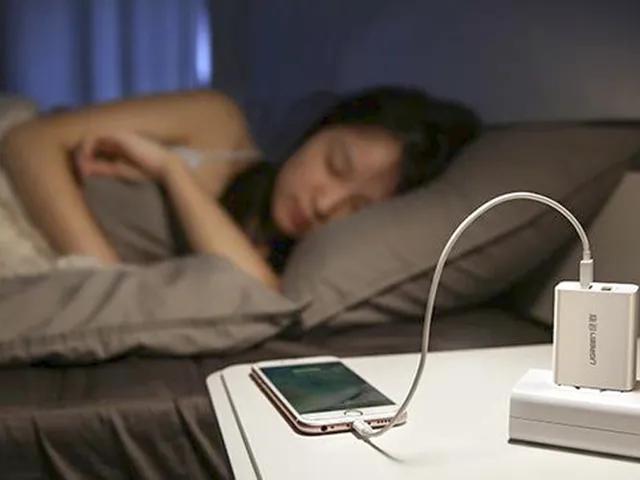 手机充电必须充满才能拔掉吗,手机充电一夜不拔到底有什么坏处