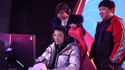 nike签约篮球运动员,nike签约赞助开箱