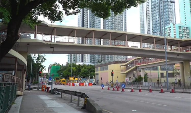 香港住笼屋的人有没有安家在大陆,在香港住笼屋的人有多少