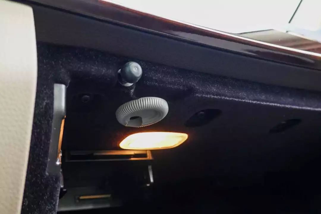 14万买奔驰C，6年只跑2万公里，收藏级