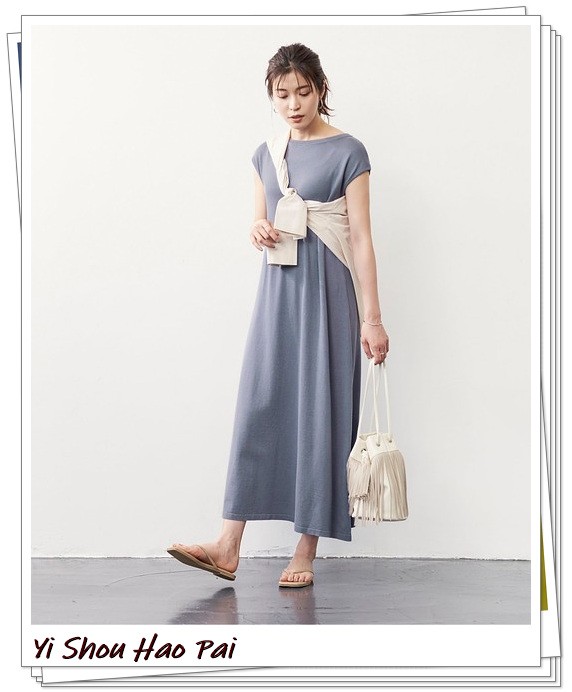 蓝色给人凉爽的感觉是什么心理,夏天蓝色衣服怎么搭配好看