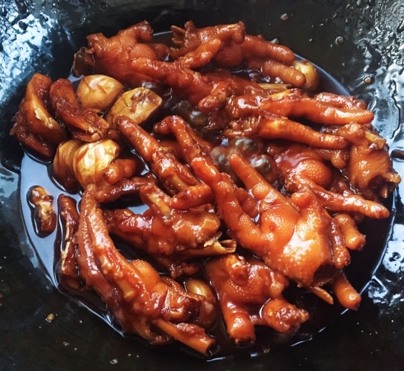 外面买的卤鸡爪的做法,为什么外面买的卤鸡爪那么好吃
