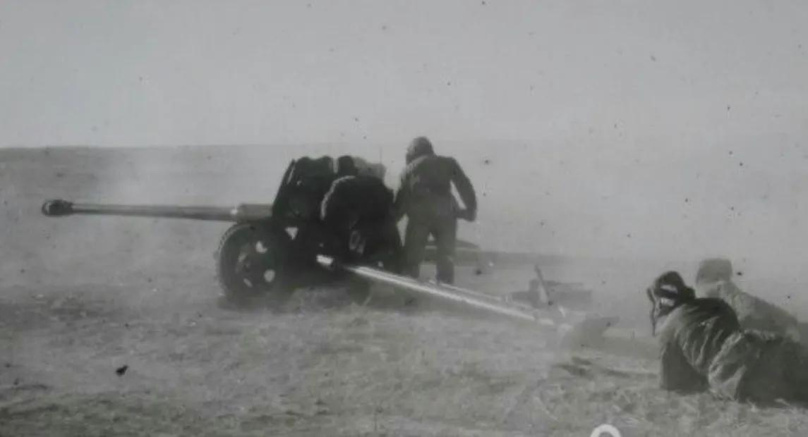 炮兵实弹射击差点砸到队友,炮兵射击的影响