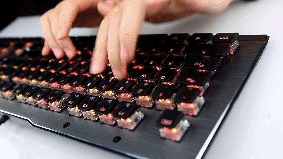 能够媲美cherry轴的机械键盘,泰坦轴键盘的缺点和优点