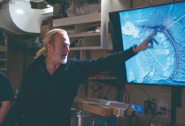 马里亚纳海沟最新研究,10975米的马里亚纳海沟底部