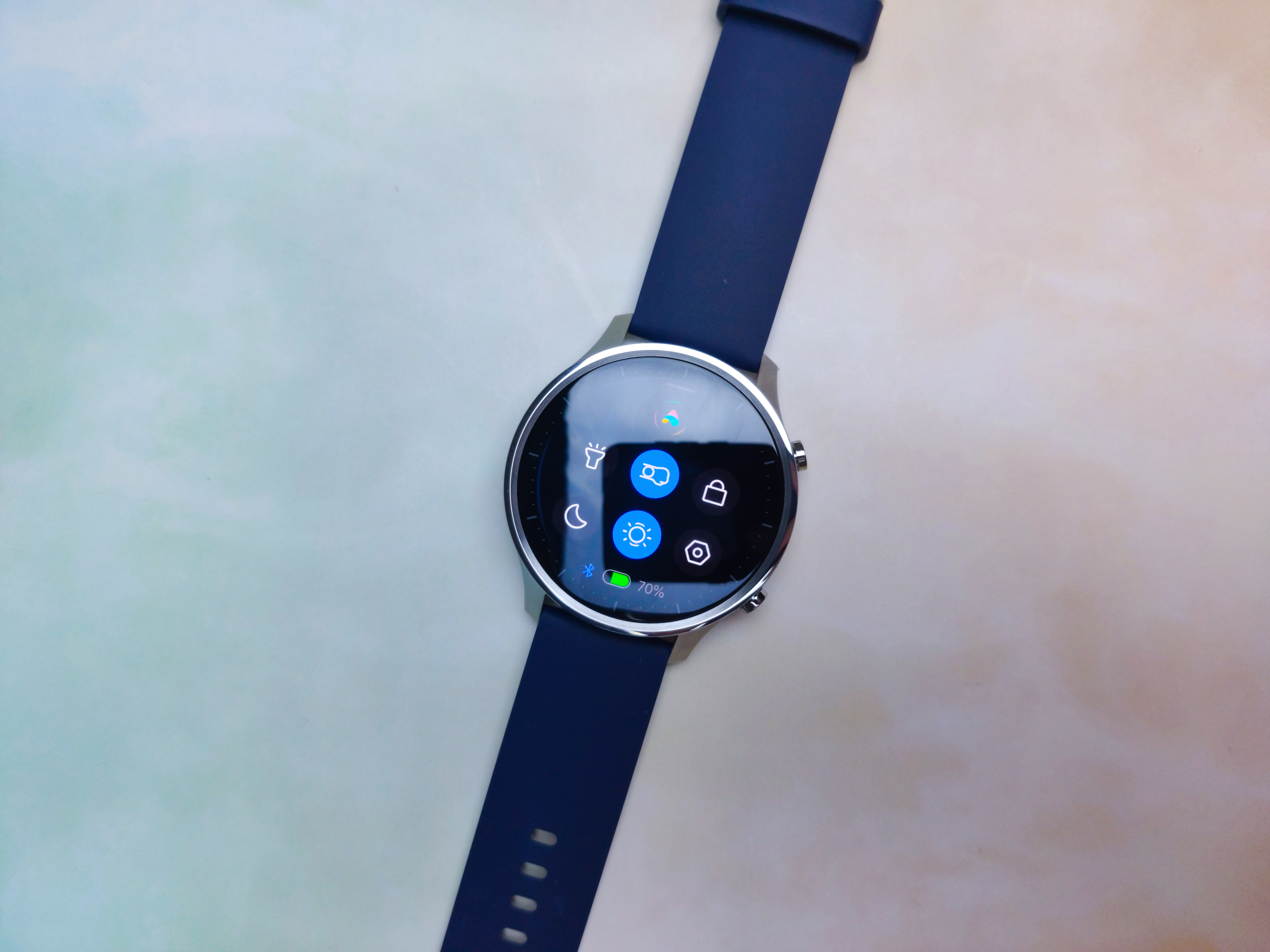 小米手表color活力橙,小米手表color防水测评