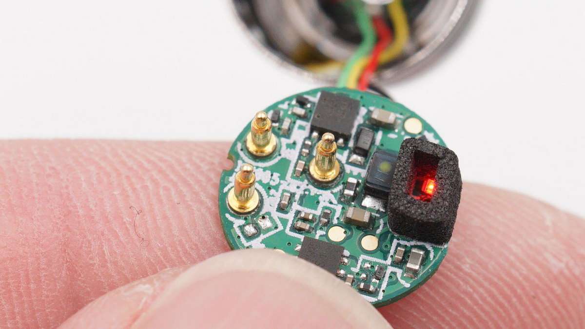 摩托罗拉蓝牙耳机motorola怎么拆,摩托罗拉motorola耳机测评