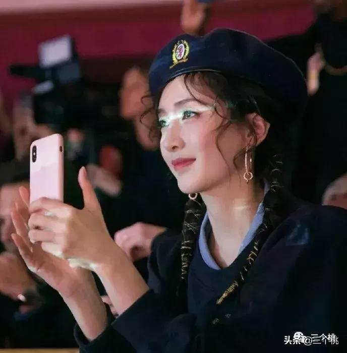 今年流行的饰品推荐最新款 (好看又显脸小的饰品)