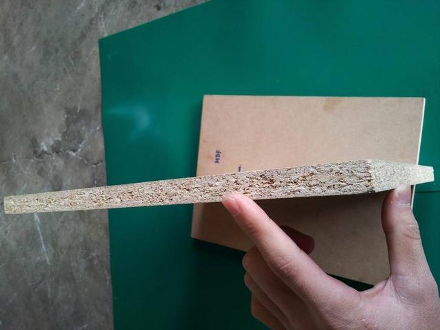 木工板打柜子好还是颗粒板好,定制的颗粒板和木工的生态板