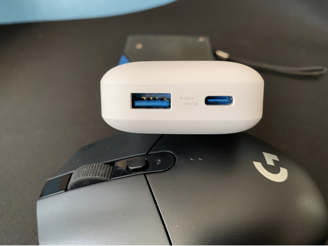 aigo爱国者移动电源f20000,爱国者移动电源新款