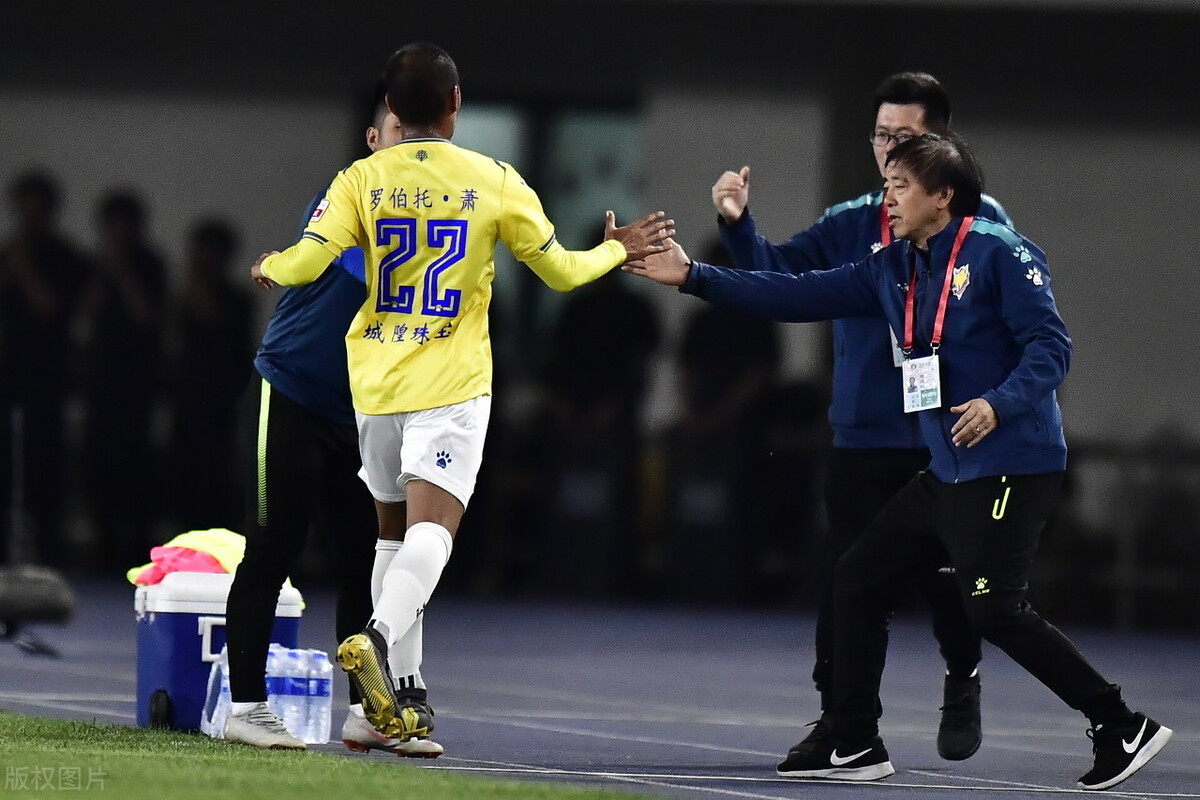 归化球员李可原名,归化国足队员洛国富原名是什么