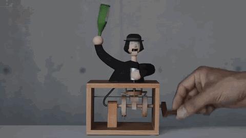 日本宅男辞职做玩具,日本大叔40岁辞职